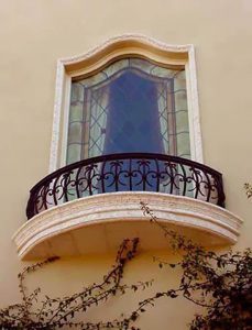 عکس بالکن معمارانه