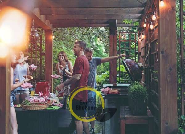 عکس پرگولا در محوطه زیبا برای محوطه سازی ویلا
