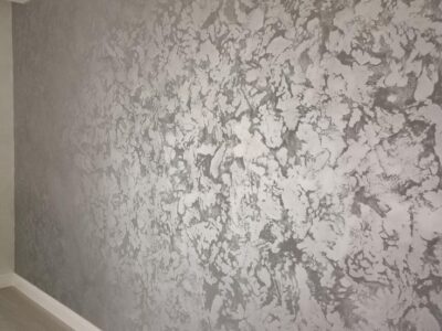 کاغذ دیواری ساده و شیک + بررسی مزایای استفاده از کاغذ دیواری